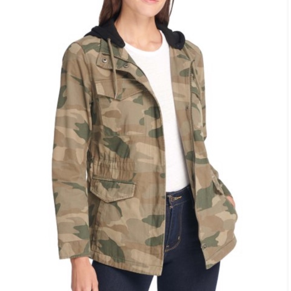 NWOT Levi’s Military Style Parka Jacket Size L
